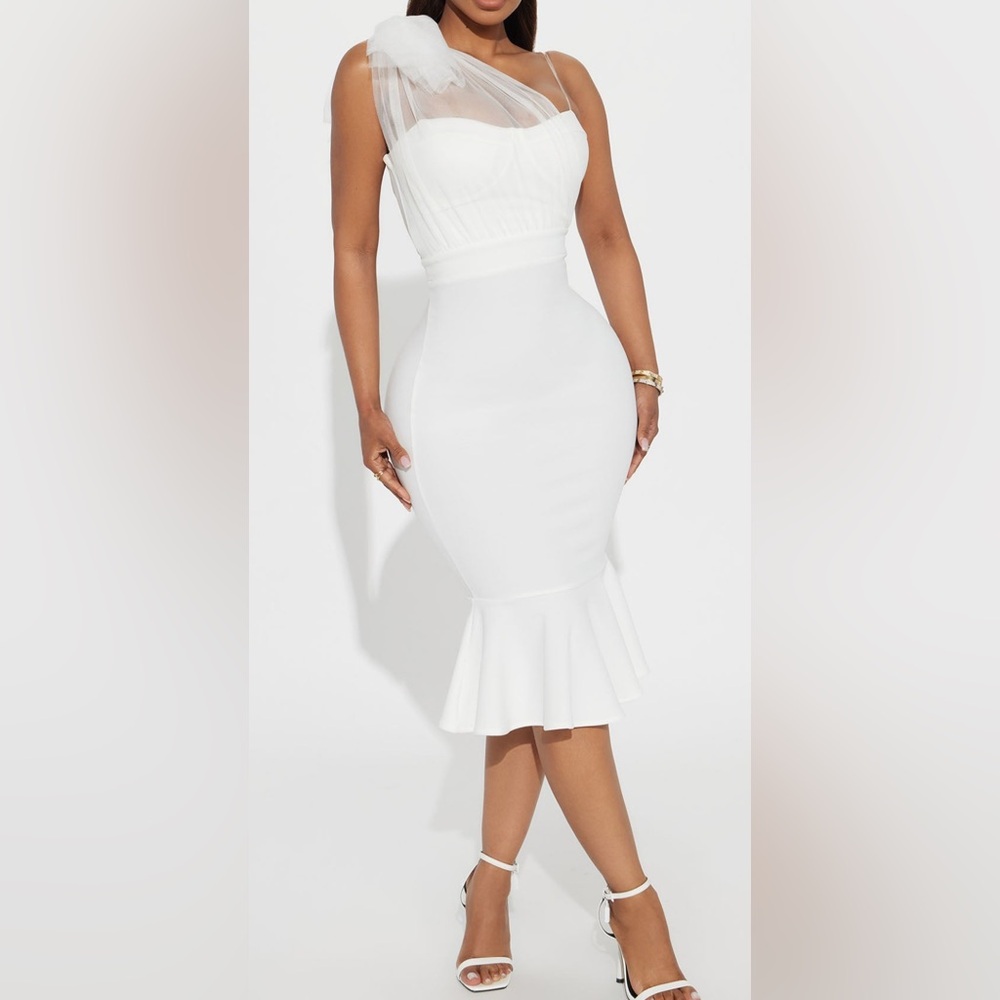 Fashion Nova One Shoulder MIDI Dress M